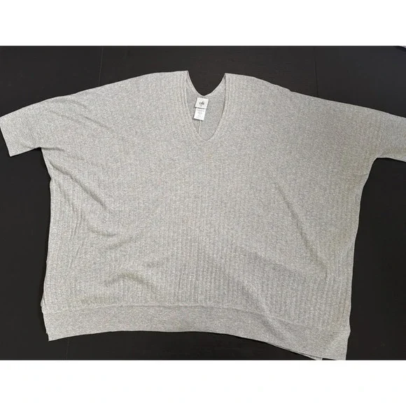 Cabi Gray Watson Ribbed Soft Sweater Women's‎ MED Top Gray V Neck Dolman Relaxed - Picture 3 of 10
